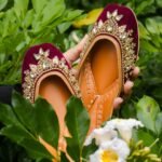 Mulberry Night Juttis